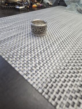 Silver Filigree Women's Band Ring